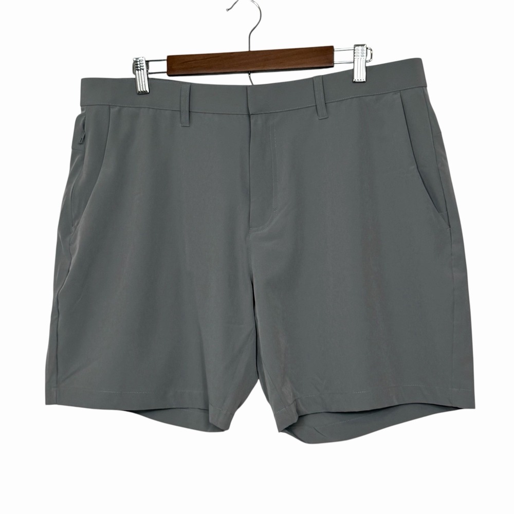 Fabletics Shorts Mens Size 38 Gray Performance Stretch Golf Lightweight 8"